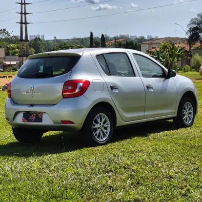 RENAULT-SANDERO-1.0 AUTHENTIQUE 16V FLEX 4P MANUAL RENAULT-SANDERO-2014