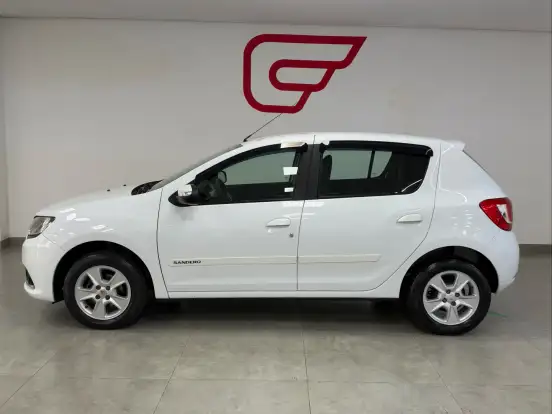 RENAULT-SANDERO-1.6 DYNAMIQUE 8V FLEX 4P AUTOMATIZADO RENAULT-SANDERO-2015