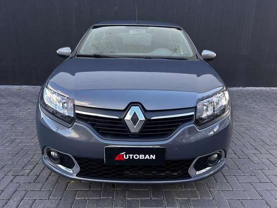 RENAULT-SANDERO-2018