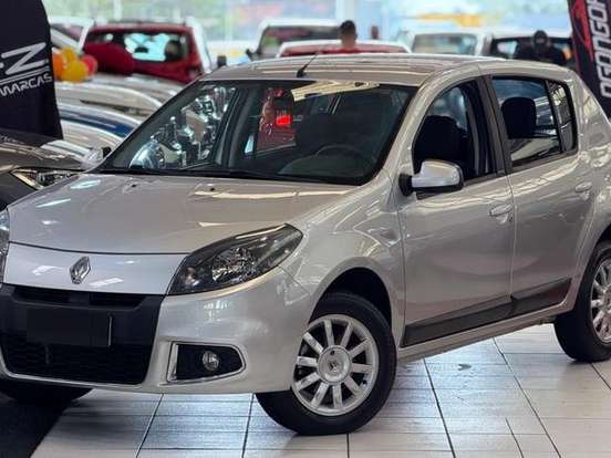 RENAULT-SANDERO-1.6 PRIVILÉGE 16V FLEX 4P AUTOMÁTICO RENAULT-SANDERO-2014