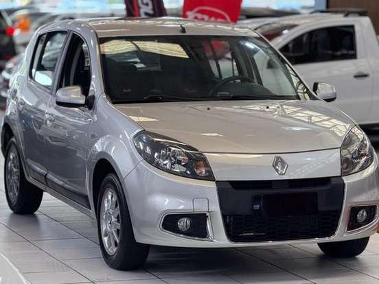 RENAULT-SANDERO-1.6 PRIVILÉGE 16V FLEX 4P AUTOMÁTICO RENAULT-SANDERO-2014