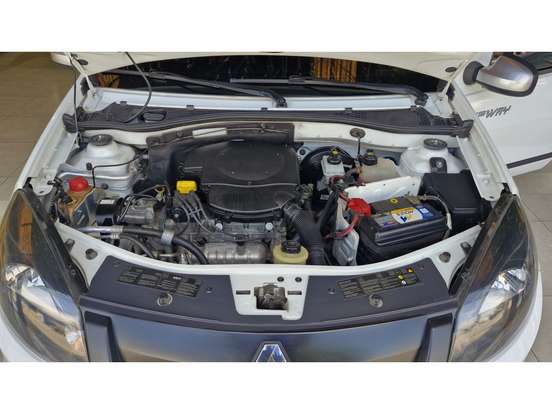 RENAULT-SANDERO-1.6 STEPWAY 16V FLEX 4P MANUAL RENAULT-SANDERO-2013