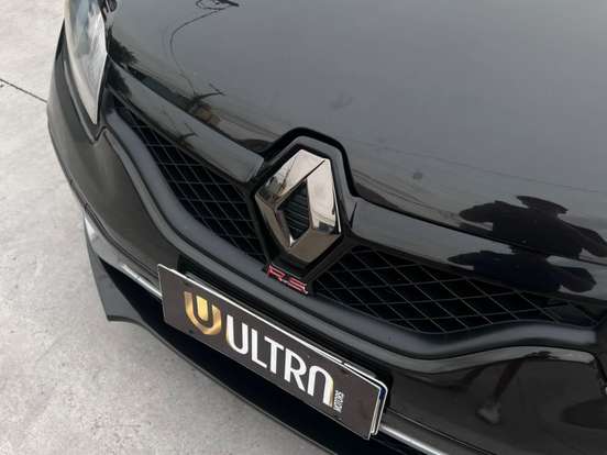 RENAULT-SANDERO-2016