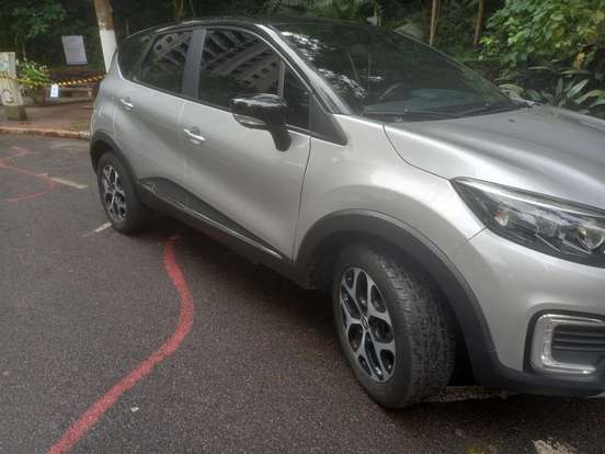 RENAULT-CAPTUR-2020