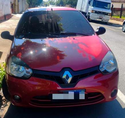 RENAULT-CLIO-2012