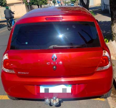 RENAULT-CLIO-2012