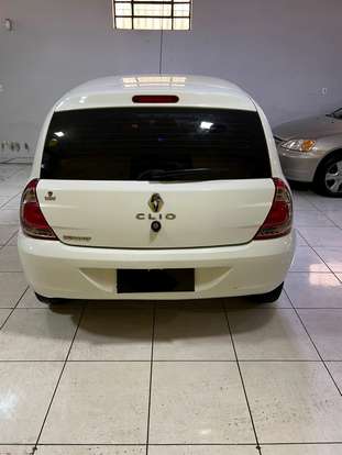 RENAULT-CLIO-2012