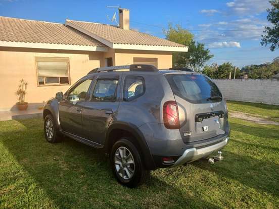 RENAULT-DUSTER-2018
