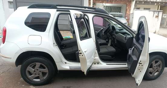 RENAULT-DUSTER-2.0 TECH ROAD II 4X2 16V FLEX 4P MANUAL RENAULT-DUSTER-2014