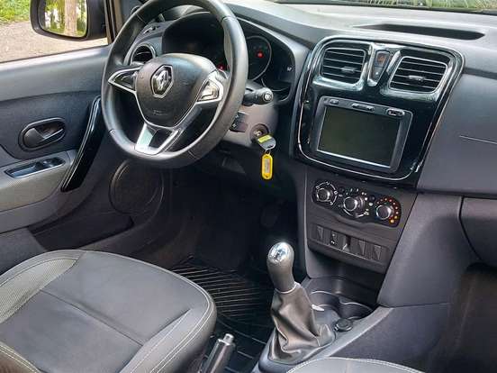 RENAULT-SANDERO-1.0 12V SCE FLEX ZEN MANUAL RENAULT-SANDERO-2021