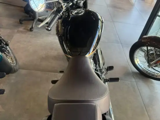 ROYAL ENFIELD-METEOR 350 SUPERNOVA ROYAL ENFIELD-METEOR 350 SUPERNOVA-2026