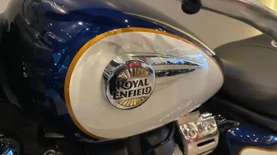 ROYAL ENFIELD-METEOR 650 CELESTIAL-2025