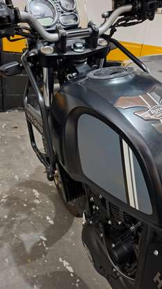 ROYAL ENFIELD-HIMALAYAN-2021