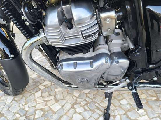 ROYAL ENFIELD-INTERCEPTOR-2024
