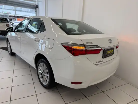 TOYOTA-COROLLA-1.8 GLI 16V FLEX 4P AUTOMÁTICO TOYOTA-COROLLA-2017