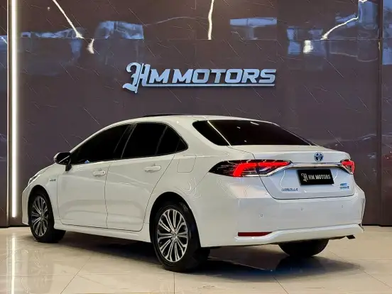 TOYOTA-COROLLA-2021