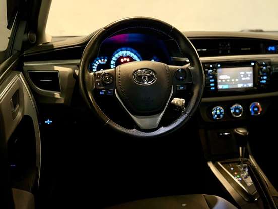 TOYOTA-COROLLA-2017