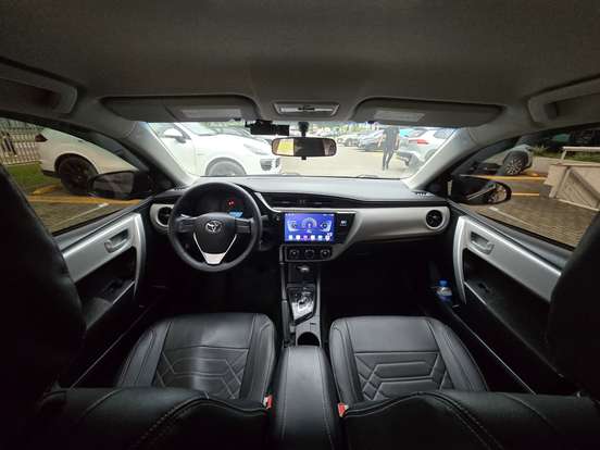 TOYOTA-COROLLA-2019