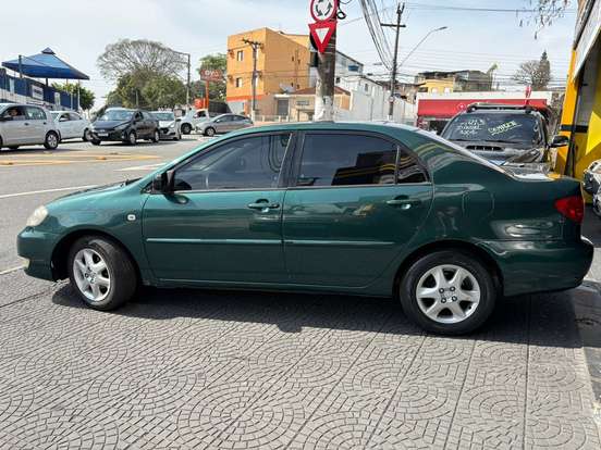 TOYOTA-COROLLA-1.8 SE-G 16V GASOLINA 4P AUTOMÁTICO TOYOTA-COROLLA-2002