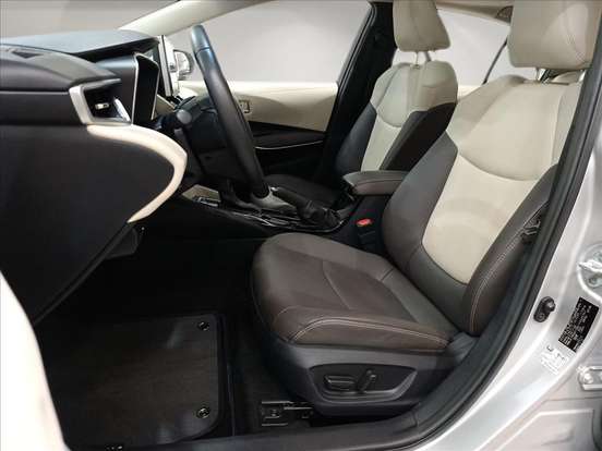 TOYOTA-COROLLA-2023
