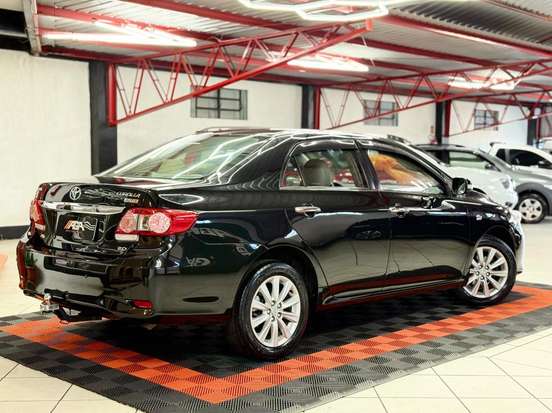 TOYOTA-COROLLA-2012