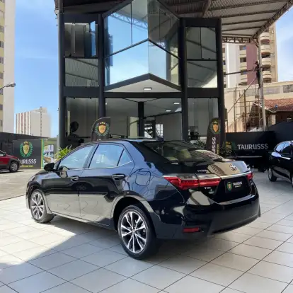 TOYOTA-COROLLA-2017