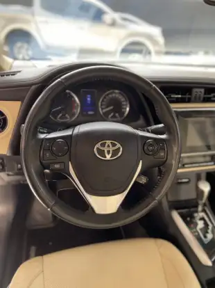 TOYOTA-COROLLA-2017