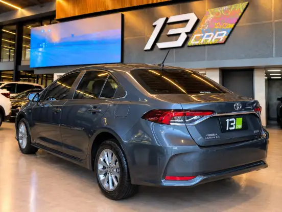 TOYOTA-COROLLA-2025