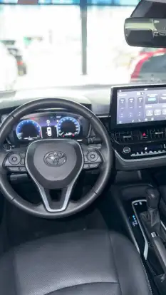 TOYOTA-COROLLA-2025
