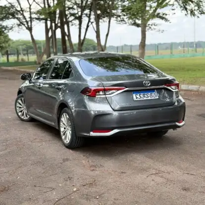 TOYOTA-COROLLA-2021