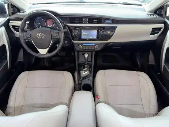 TOYOTA-COROLLA-2015