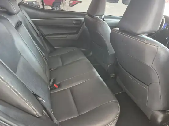 TOYOTA-COROLLA-2018