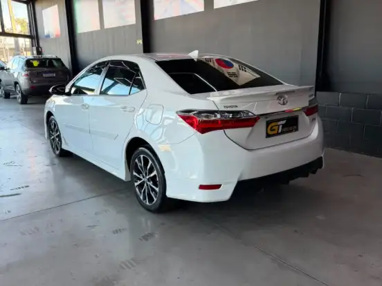 TOYOTA-COROLLA-2.0 XRS 16V FLEX 4P AUTOMÁTICO TOYOTA-COROLLA-2017