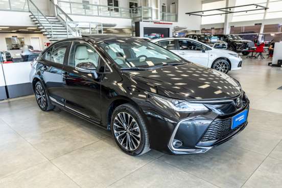 TOYOTA-COROLLA-2024
