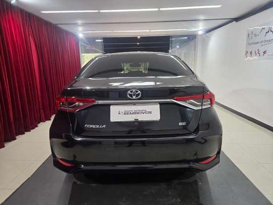 TOYOTA-COROLLA-2024