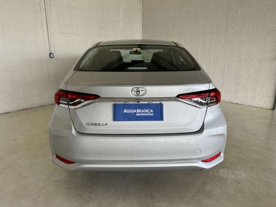 TOYOTA-COROLLA-2025