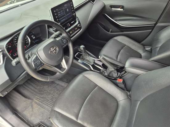 TOYOTA-COROLLA-2021