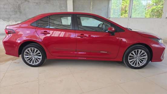 TOYOTA-COROLLA-2024