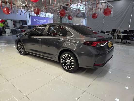 TOYOTA-COROLLA-2023