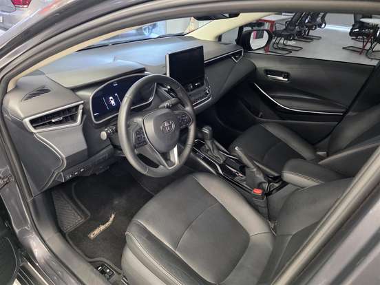 TOYOTA-COROLLA-2023