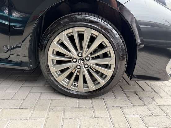 TOYOTA-COROLLA-2023