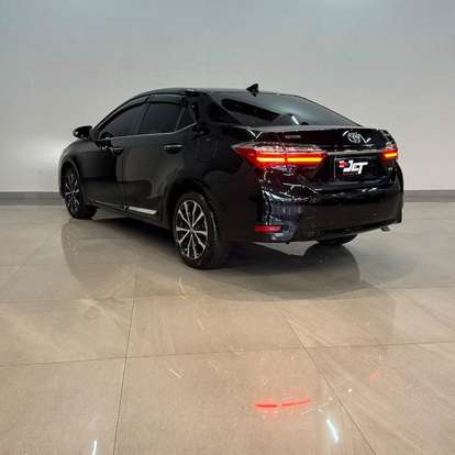 TOYOTA-COROLLA-2019