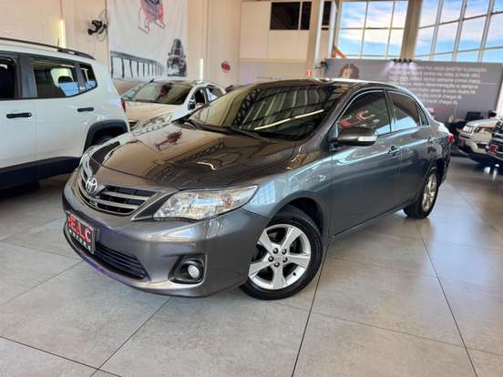 TOYOTA-COROLLA-2011