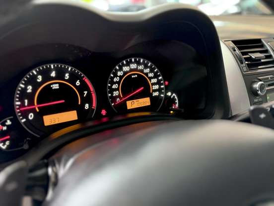 TOYOTA-COROLLA-2013