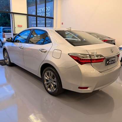 TOYOTA-COROLLA-2019