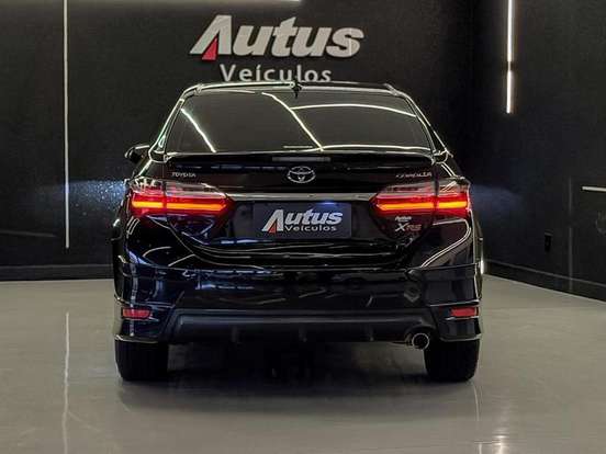 TOYOTA-COROLLA-2017