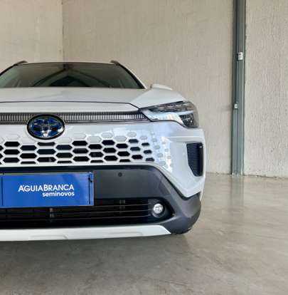 TOYOTA-COROLLA CROSS-2024