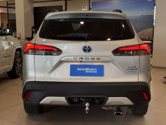 TOYOTA-COROLLA CROSS-2023
