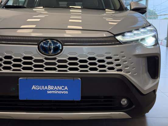 TOYOTA-COROLLA CROSS-2024