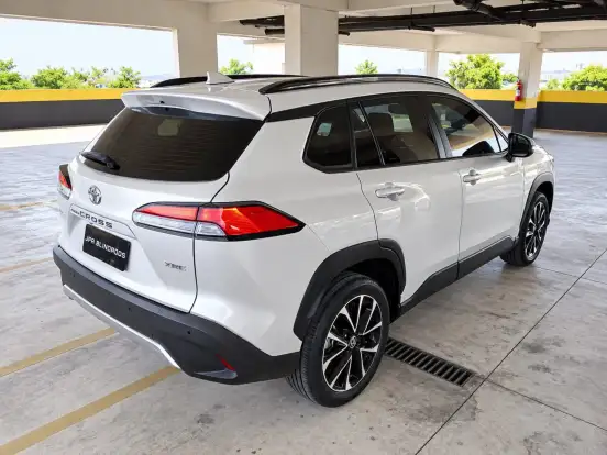 TOYOTA-COROLLA CROSS-2024